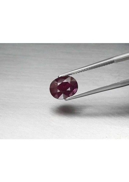 3.37 Ct 9.5x7.5 mm Oval Purplish Red Ruby Mozambique *heated