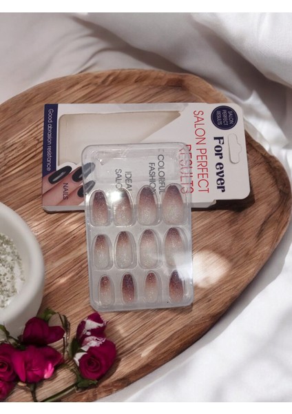 Simli Tak-Çık Kendinden Yapışkanlı Takma Tırnak 12'li Set