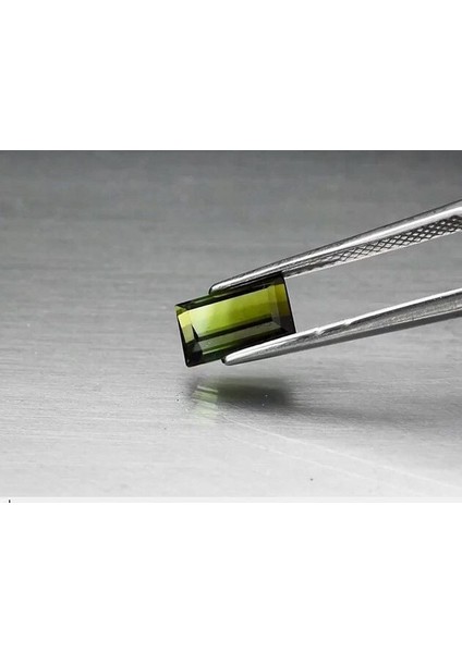 1.58 ct 8.3X5 mm Baguette Natural Unheated Green Tourmaline, Africa