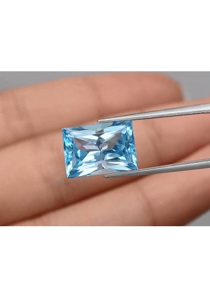 7.03 ct 12.4x8.8 mm Vs Baguette Natural Sky Blue Topaz, Brazil