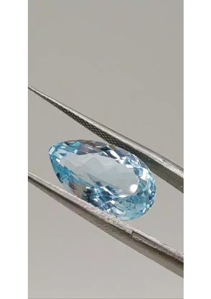8.98 ct 16.4X10.3 mm Pear Natural Baby Blue Topaz Brazil