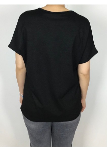 Kısa Kol V Yaka Likralı Düz Penye Bluz fırsatları