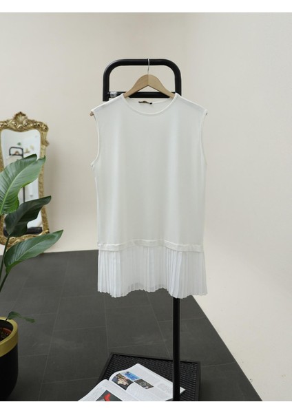 Eteği Tül Detaylı Pliseli Penye Içlik-Ekru modelleri