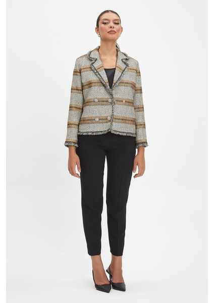 Kadın Parlak Çizgili Ceket - Taş Düğmeli, Püskül Detaylı, Şık ve Modern Tasarım - Günlük ve Özel Davet Kullanımı Için Ceket fiyatları