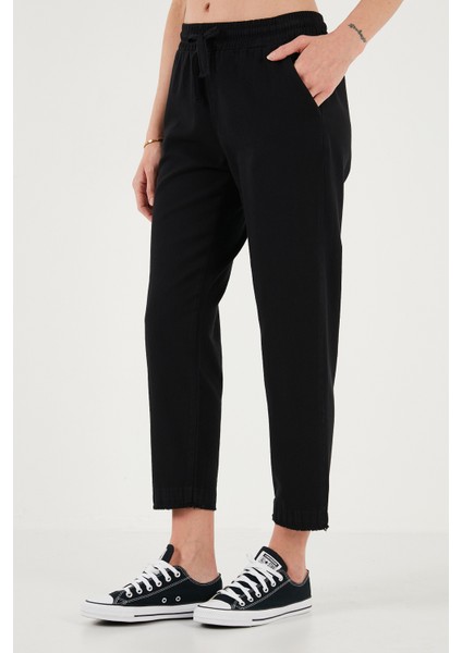 Pamuklu Normal Bel Regular Fit Düz Paça Pantolon Bayan PANTOLON 668YP42282S4