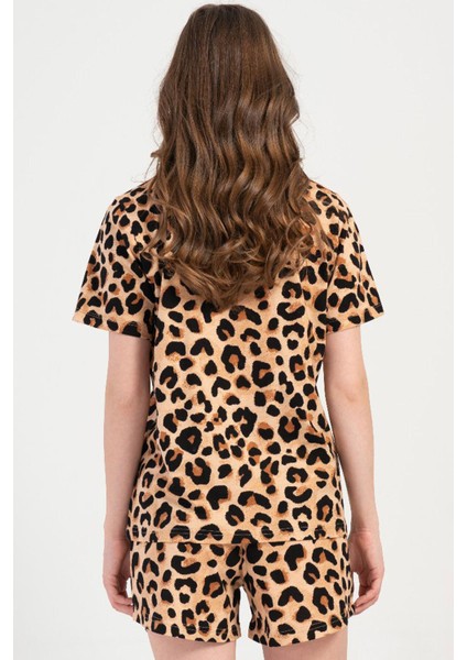 Kadın Kısa Kol Gömlek Yaka Önden Düğmeli Leopar Şortlu Pijama Takım C3T0N1O904 fırsatları