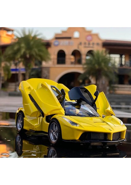 1:32 Oyuncak Araba Ferrari Laferrari Oyuncak Alaşımlı Araba Pres Dökümler ve Oyuncak Araçlar Araba Modeli Minyatür Ölçekli Model Araba Oyuncakları Çocuklar Için (Yurt Dışından)