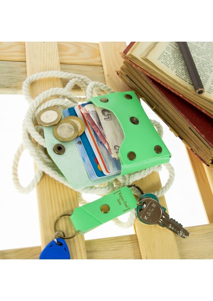 Fıstık Yeşil, Bozkurt ve Hilal Desenli, Isme Özel Cüzdan ve Anahtarlık Set, Mükemmel Anı si modelleri