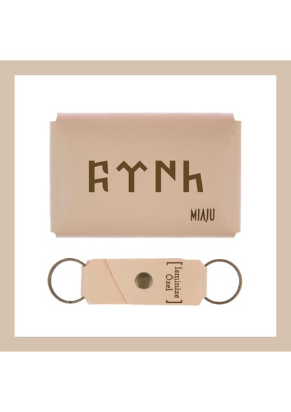 Pudra Renk, Türk Milletinin Geçmişini Hatırlatan Isme Özel Kişisel Cüzdan ve Anahtarlık Hatıra Seti fiyatları