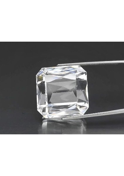 43.84 ct 17.3X17 mm Vs Scissor-Cut Natural Unheated White Topaz, Gemstone