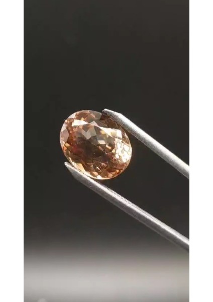 9.58 ct 14X11.3 mm Oval Natural Champagne Topaz Brazil