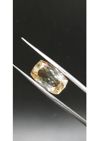 6.05 ct 14.2X9 mm Cushion Natural Citrine