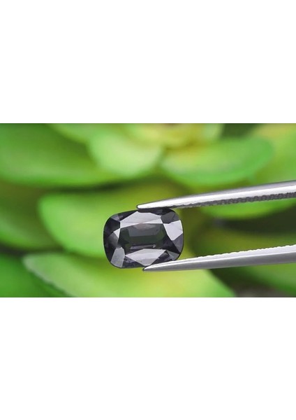 1.67 ct 8.4x6.2 mm Cushion Natural Purple Spinel, Myanmar