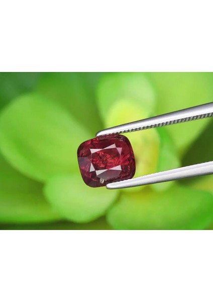 1.71 ct 7.2x6.3 mm Cushion Natural Purplish Pink Spinel, Myanmar