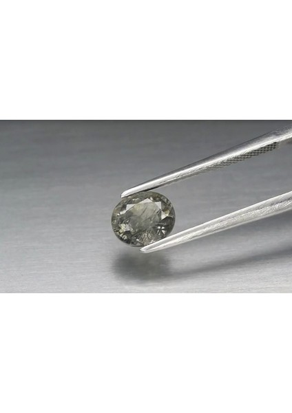 1.88 ct 7.3x6.2 mm Oval Green Sapphire Unheated Madagascar