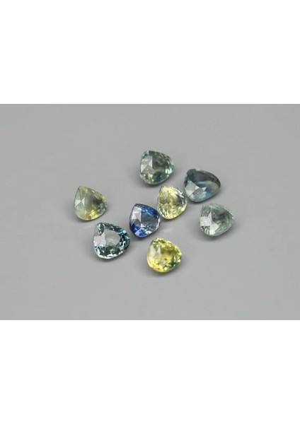 8pcs Lot 2.97 ct T.w Pear Blue-Green Sapphire Tanzania, Heated