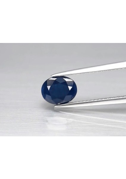 1.68 ct 7.7X6 mm Oval Deep Blue Sapphire Tanzania Africa, Heated