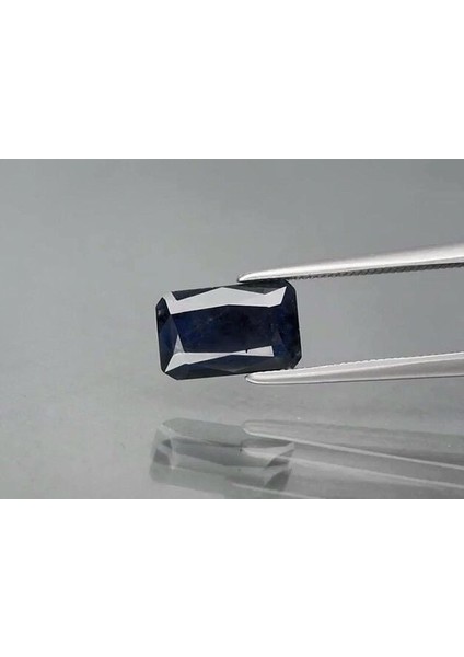 1.40 ct 9.5X6 mm Octagon Medium Blue Sapphire Africa, Heated