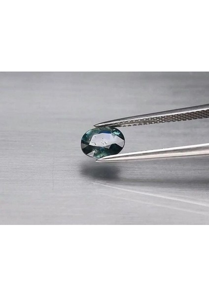 1.18 ct 7.2x5.7 mm Oval Blue-Green Sapphire Australia, Heated