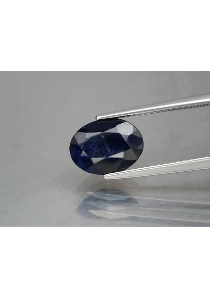 2.73 ct 9.8x7.4 mm Oval Deep Blue Sapphire Africa, Heated