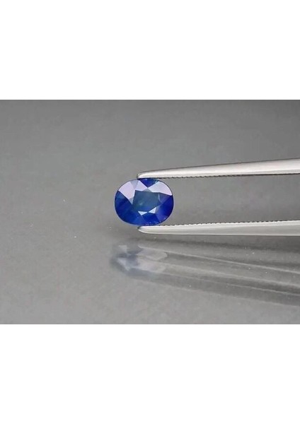0.77 ct 6.3X5 mm Oval Blue Sapphire Madagascar, Heated
