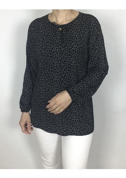 Kadın Desenli Yakası Ipli Kolları Lastikli Penye Bluz