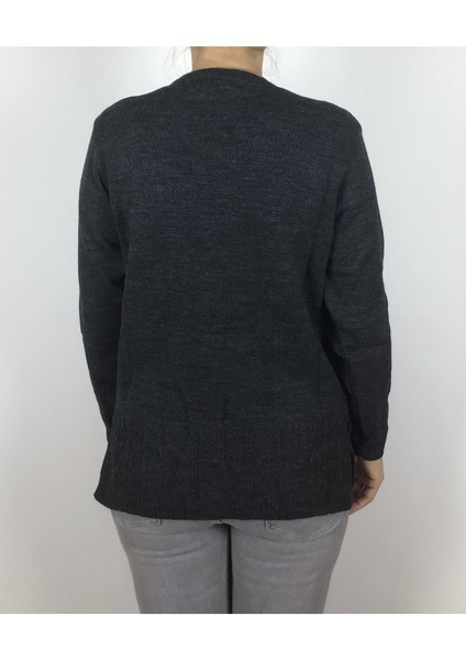 Önü Düğmeli Cepli Yünlü Kısa Anne Hırka modelleri