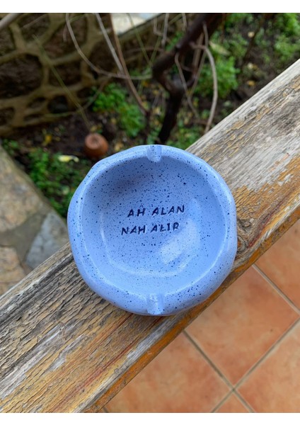 El Yapımı Seramik Küllük Ah Alan Mavi