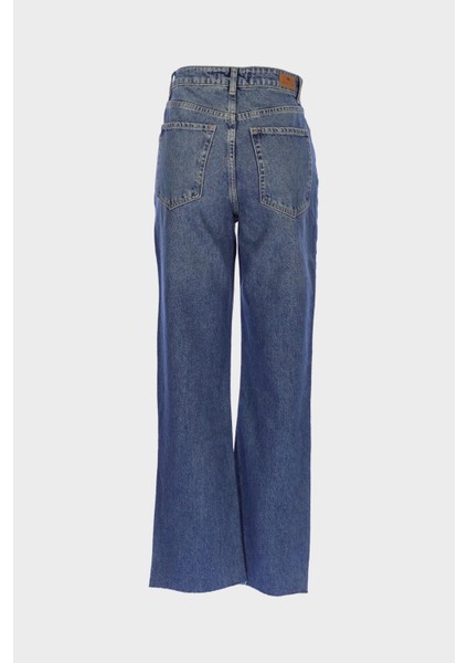 Açık Mavi Yüksek Bel Patı Fermuarlı Paçası Kesikli Slim Fit Jean Pantolon C 4890-005 fiyatları