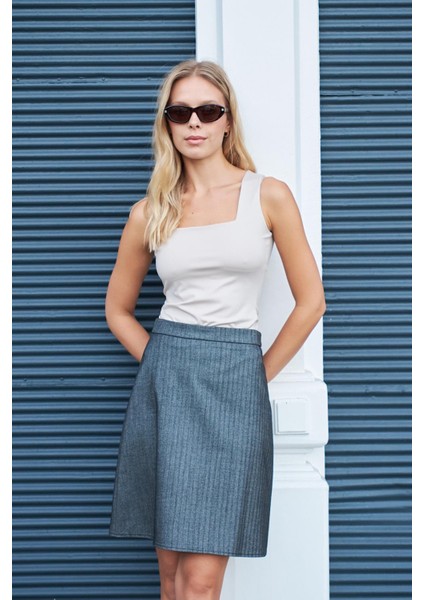 Kare Yaka Kolsuz Likralı Şık Parlak Kumaş Bluz Body-Taş fiyatları