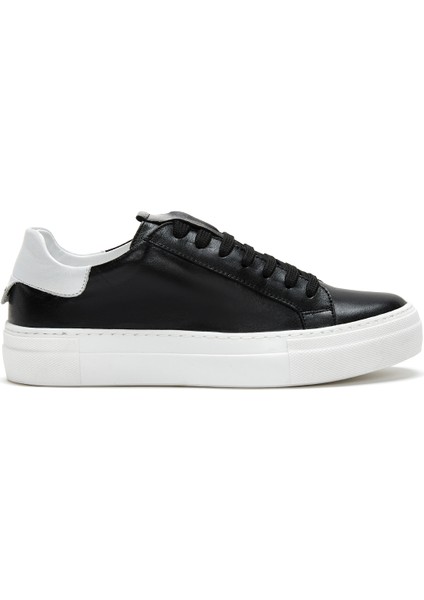 Kadın Siyah Bağcıklı Deri Sneaker 25SFD290518