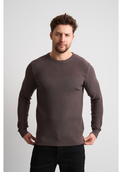 Dokulu Desenli Erkek Triko Kazak modelleri