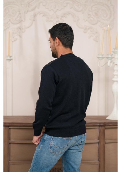 Regular Fit V Yaka Ön Cepli Desenli Triko Hırka