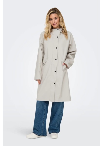 Kadın Onlelısa Kapüşonlu Su Geçirmez Uzun Yağmurluk 15336008 A.bej