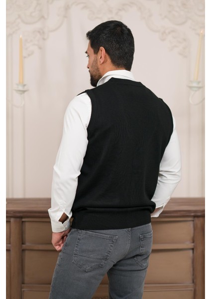 Regular Fit Ön Cepli Desenli Kolsuz Erkek Triko Yelek fırsatları