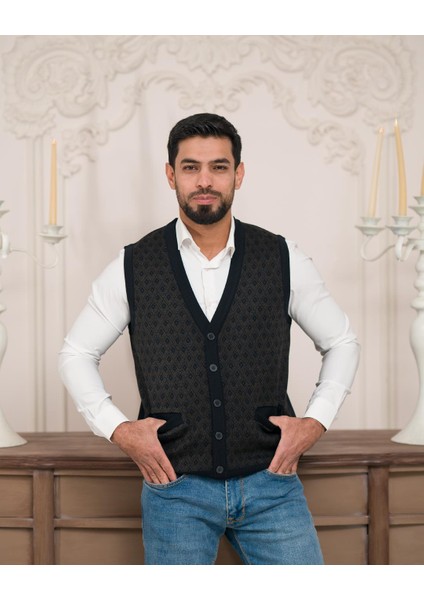 Regular Fit Ön Cepli Desenli Kolsuz Erkek Triko Yelek