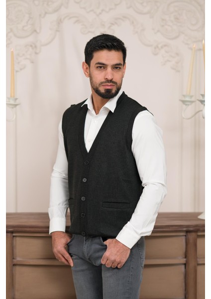 Regular Fit Ön Cepli Kolsuz Erkek Triko Yelek