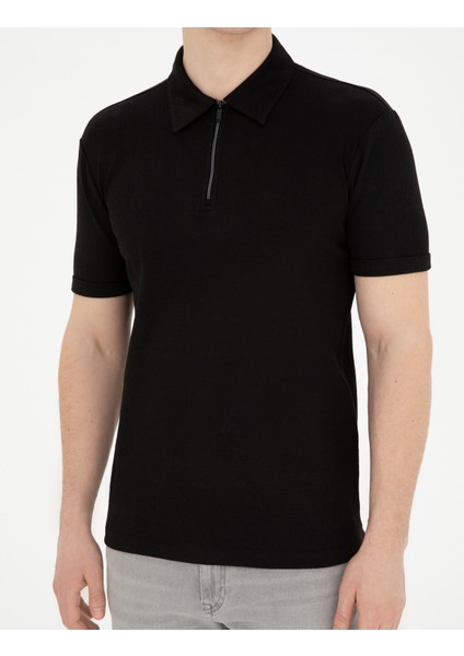 Erkek Siyah Slim Fit Tişört 50288915-VR046