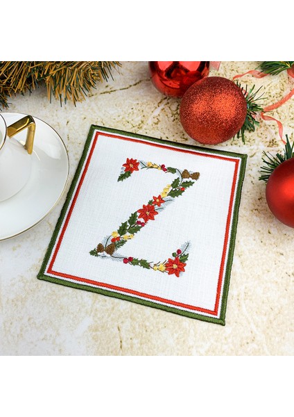 Beyaz Renkli Z Harfi Christmas Yılbaşı Temalı Nakışlı Kokteyl Peçetesi