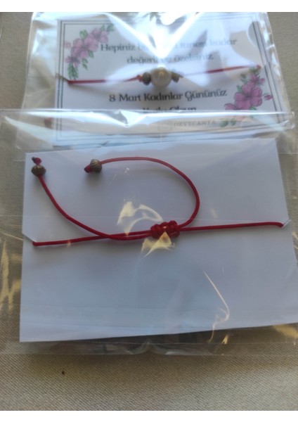 8 Mart Dünya Kadınlar Günü Incili Bileklik 10 Adet (Hepsi Ayrı Paketli ve Arkası Ayarlı) modelleri