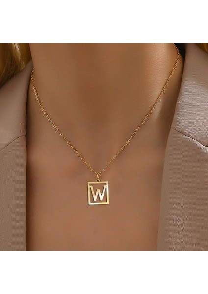 Tabitela 8 Ayar Altın Kolye Ucu "w"harfi GM621 1 gr