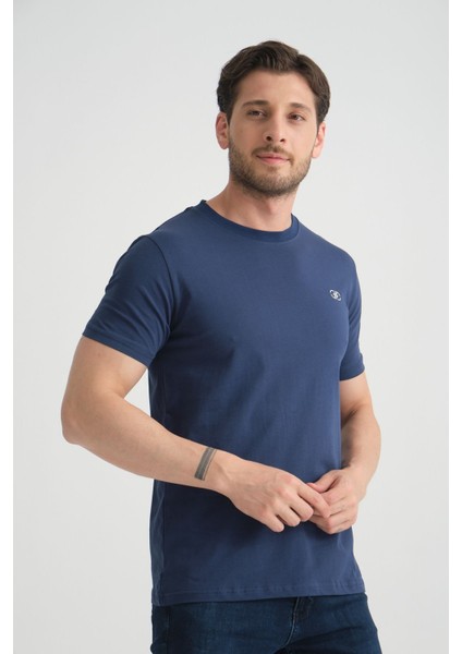 Açık Lacivert Erkek T-Shirt Nefes Alabilen Esnek Pamuklu Kumaş Regular Kalıp Minimal Logolu fırsatları