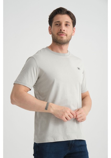 Açık Lacivert Erkek T-Shirt Nefes Alabilen Esnek Pamuklu Kumaş Regular Kalıp Minimal Logolu indirimleri
