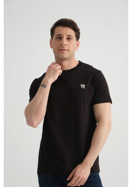 Esnek Pamuklu Standart Kalıp Minimal Logolu Siyah Erkek T-Shirt