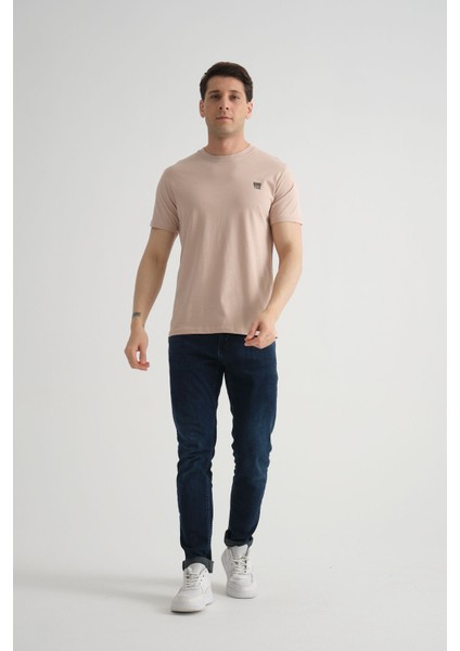 Esnek Pamuklu Standart Kalıp Minimal Logolu Siyah Erkek T-Shirt fiyatları