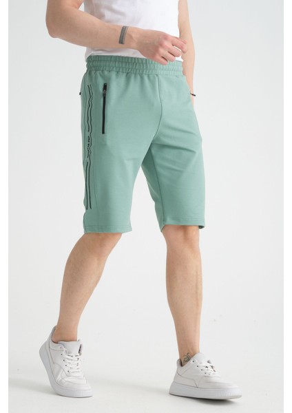 Yan Çizgi Nakış Detaylı Gizli Fermuarlı Erkek Şort