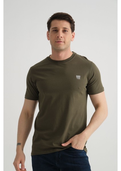 Esnek Pamuklu Standart Kalıp Minimal Logolu Siyah Erkek T-Shirt