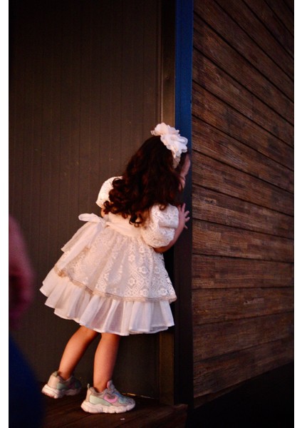 Dantel Işlemeli Prenses Model Kabarık Kız Çocuk ELBISESI_M2405 fiyatları