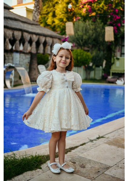 Fiyonklu ve Kabarık Kollu Prenses Model Dantel Işlemeli Çocuk Abiye ELBISE_M2450