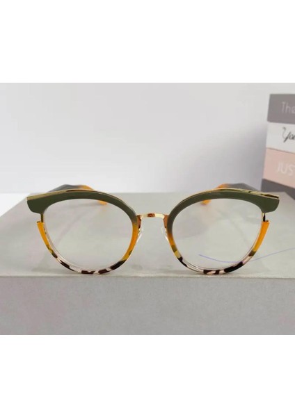 Şık ve Hafif Vintage Tarz Kedi Gözü Kadın Gözlüğü fiyatları